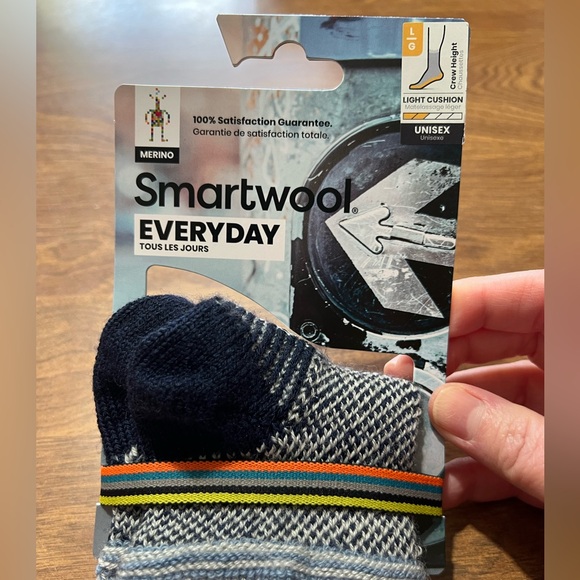 Smartwool Socks Everyday Light Cushion Crew Height Multicolor Snowflake Large - Picture 5 of 13
